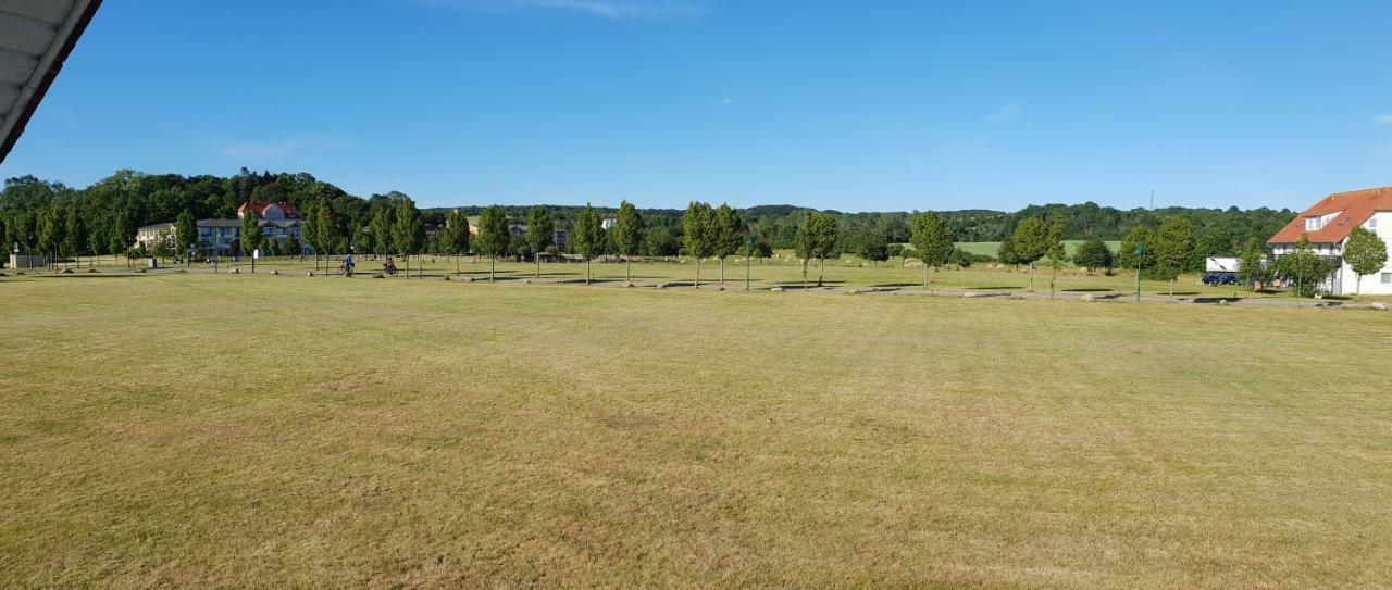 Ferienapartment Wiese & Meer Auf Ruegen Neddesitz Bagian luar foto