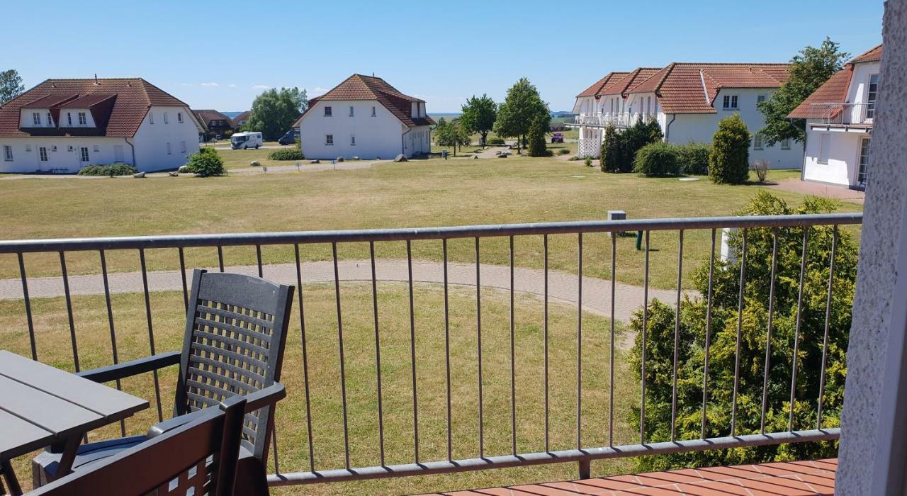 Ferienapartment Wiese & Meer Auf Ruegen Neddesitz Bagian luar foto