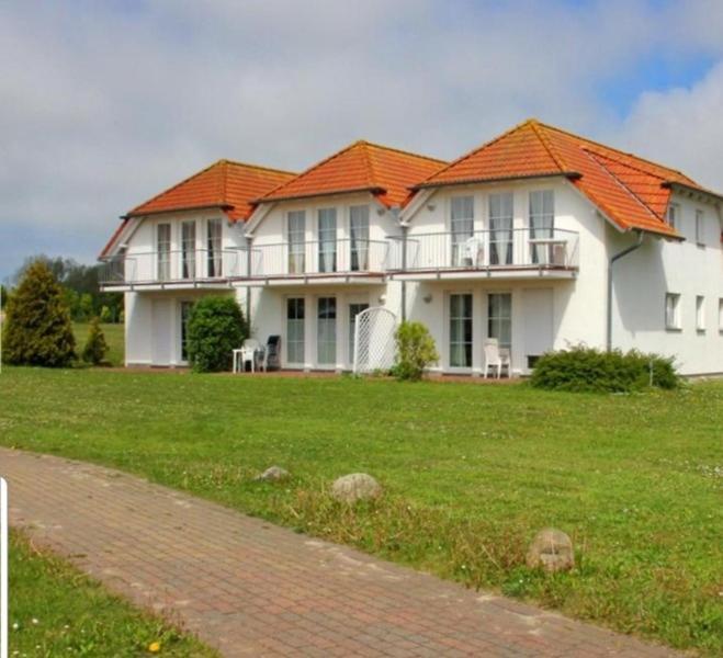 Ferienapartment Wiese & Meer Auf Ruegen Neddesitz Bagian luar foto